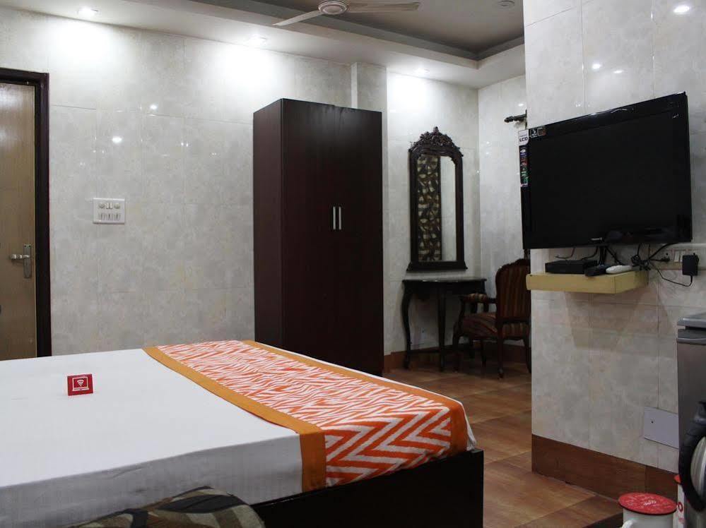 Oyo 2705 Hotel Preet Palace 뉴델리 외부 사진